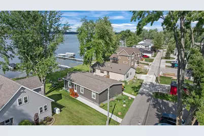 W4488 W Crystal Dr, Washington, WI 54111 - Photo 5