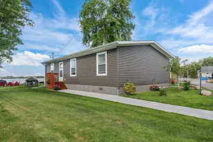 W4488 W Crystal Dr, Washington, WI 54111 - Photo 7