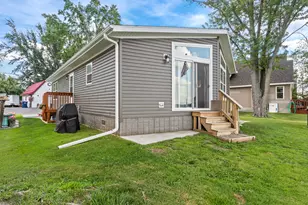 W4488 W Crystal Dr, Washington, WI 54111 - Photo 9