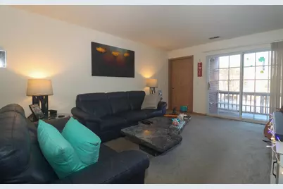 210 E Remer Rd #203, Elkhorn, WI 53121 - Photo 3