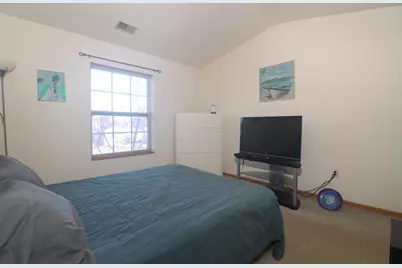 210 E Remer Rd #203, Elkhorn, WI 53121 - Photo 9