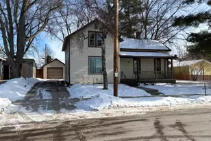 825 Smith St, Stevens Point, WI 54481 - Photo 25