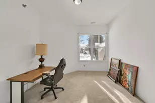 7045 S Riverwood Blvd, Franklin, WI 53132 - Photo 21