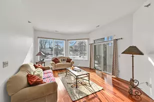 7045 S Riverwood Blvd, Franklin, WI 53132 - Photo 7