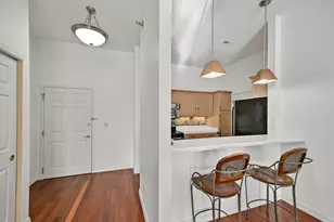 7045 S Riverwood Blvd, Franklin, WI 53132 - Photo 11