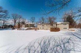 N69W27233 Hickory Chasm Dr, Lisbon, WI 53089 - Photo 45