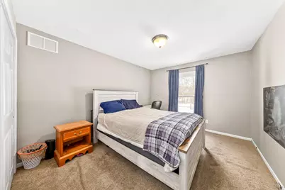 N69W27233  Hickory Chasm Dr, Lisbon, WI 53089 - Photo 25