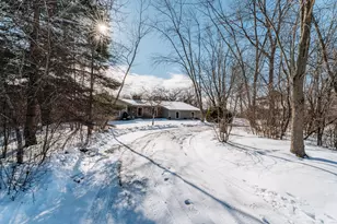 N69W27233 Hickory Chasm Dr, Lisbon, WI 53089 - Photo 9