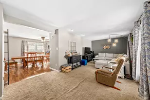 N69W27233 Hickory Chasm Dr, Lisbon, WI 53089 - Photo 13