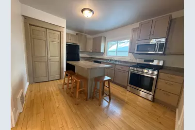 2211  Wedemeyer St, Sheboygan, WI 53081 - Photo 11