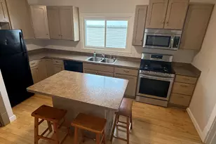 2211 Wedemeyer St, Sheboygan, WI 53081 - Photo 9