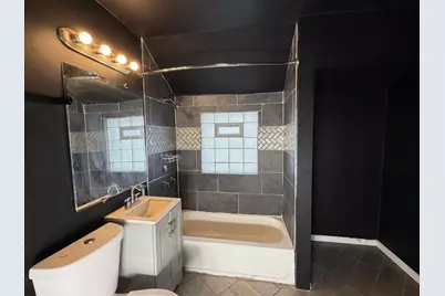 3956 N 41st St, Milwaukee, WI 53216 - Photo 9