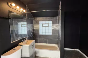 3956 N 41st St, Milwaukee, WI 53216 - Photo 9