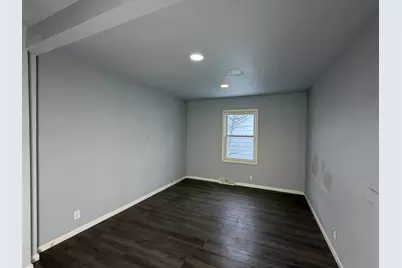 3956 N 41st St, Milwaukee, WI 53216 - Photo 17