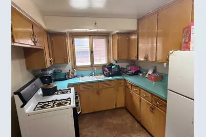 3287 N 49th St #3289, Milwaukee, WI 53216 - Photo 9