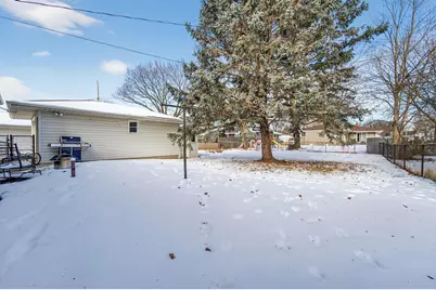 532  Rose Ann Dr, Burlington, WI 53105 - Photo 21