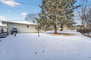 532 Rose Ann Dr, Burlington, WI 53105 - Photo 21