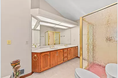 14591 W Fieldpointe Ct, New Berlin, WI 53151 - Photo 21