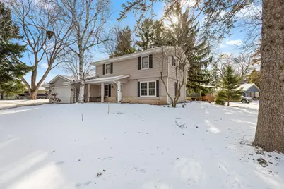 139  Debbie Ct, Waukesha, WI 53189 - Photo 1