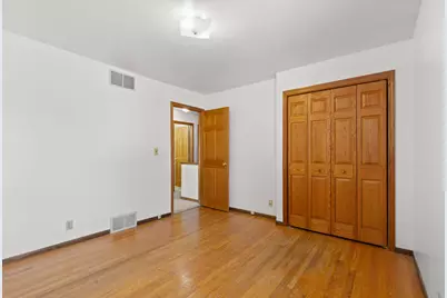 139  Debbie Ct, Waukesha, WI 53189 - Photo 27