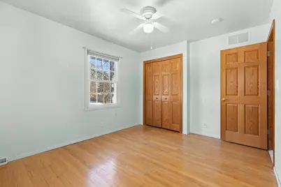 139  Debbie Ct, Waukesha, WI 53189 - Photo 23