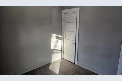 3143 N 14th St #3143A, Milwaukee, WI 53206 - Photo 5