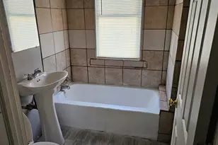 3143 N 14th St, Milwaukee, WI 53206 - Photo 11