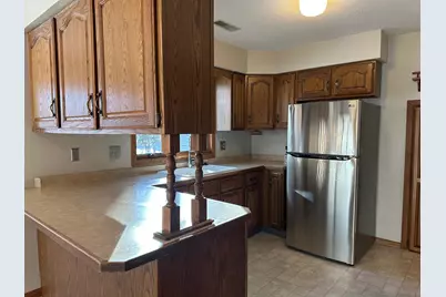 1014  Green Bay St, Onalaska, WI 54650 - Photo 9