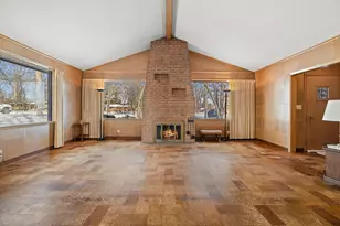 3925 83rd Pl, Pleasant Prairie, WI 53142 - Photo 5