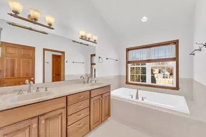 2620  Penbrook Dr, Racine, WI 53406 - Photo 35