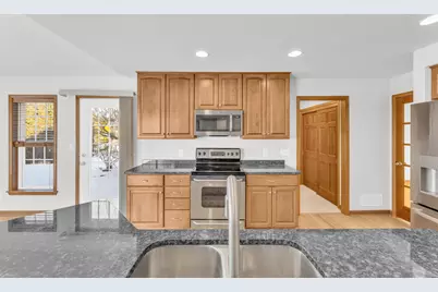 2620  Penbrook Dr, Racine, WI 53406 - Photo 9