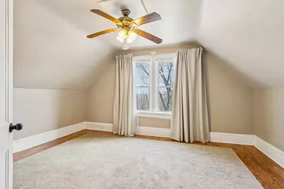 2557 N Gordon Pl, Milwaukee, WI 53212 - Photo 25