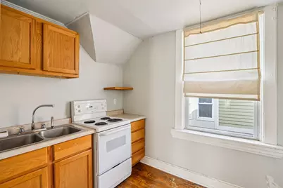 2557 N Gordon Pl, Milwaukee, WI 53212 - Photo 17