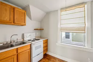 2557 N Gordon Pl, Milwaukee, WI 53212 - Photo 17