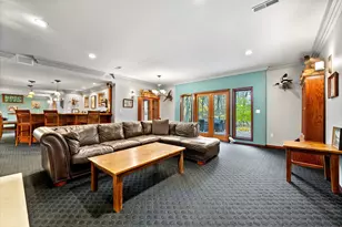 1319 Creekside Ct, Grafton, WI 53024 - Photo 41