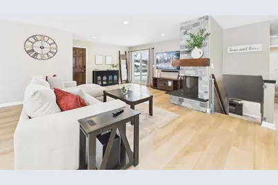 2000  Ramona Rd, Waukesha, WI 53186 - Photo 17