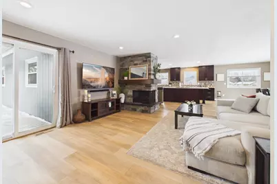 2000  Ramona Rd, Waukesha, WI 53186 - Photo 25