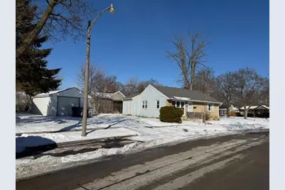 5525 N Long Island Dr, Milwaukee, WI 53209 - Photo 3
