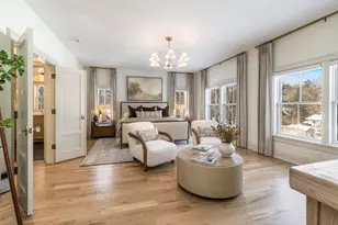 545 Wisconsin Ave, Delafield, WI 53018 - Photo 11