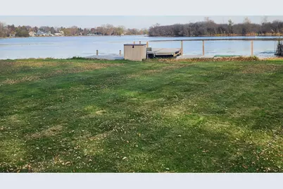 7715 W Wind Lake Rd, Racine, WI 53185 - Photo 37