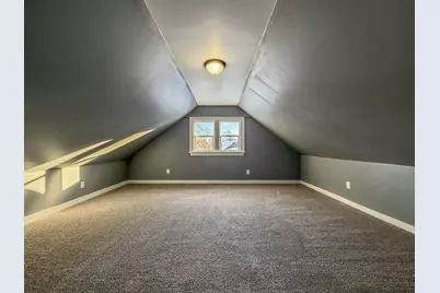 6220 W Girard Ave, Milwaukee, WI 53210 - Photo 11