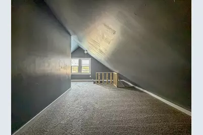 6220 W Girard Ave, Milwaukee, WI 53210 - Photo 15