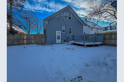 6220 W Girard Ave, Milwaukee, WI 53210 - Photo 19