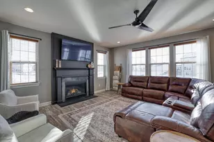 N56W24205 Simona Ct, Sussex, WI 53089 - Photo 3