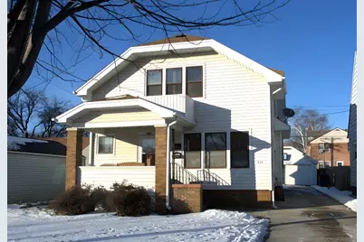 712  Wolff St, Racine, WI 53402 - Photo 3