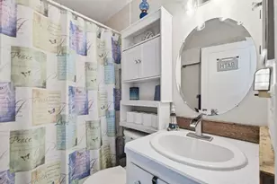 1239 Walton Ave, Racine, WI 53402 - Photo 15