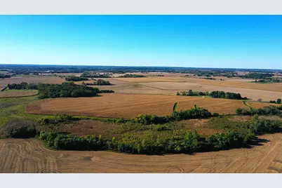 W1758  Spring Prairie Rd, Spring Prairie, WI 53105 - Photo 19