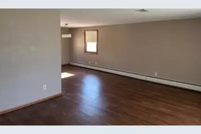 3432  87th St, Kenosha, WI 53142 - Photo 3