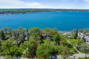 2304 N Shore Dr, Delavan, WI 53115 - Photo 77