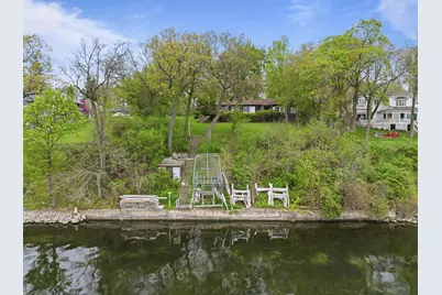 2304  North Shore Dr, Delavan, WI 53115 - Photo 79